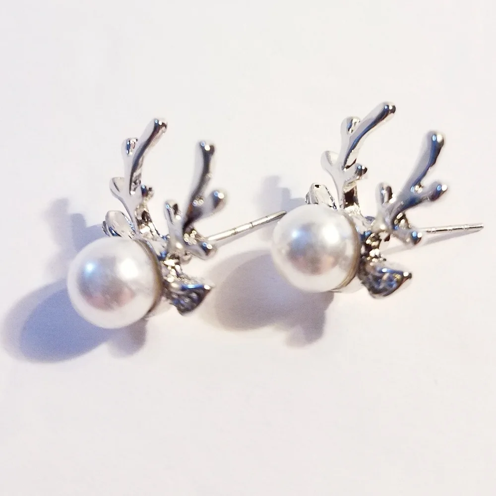 N/A faux pearl